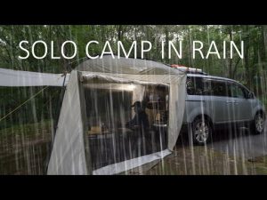 【車中泊キャンプ】真夏の大雨の夜｜山のキャンプ場でひとり焼肉｜デリカD5で気ままに｜じじいのOutdoor Life
